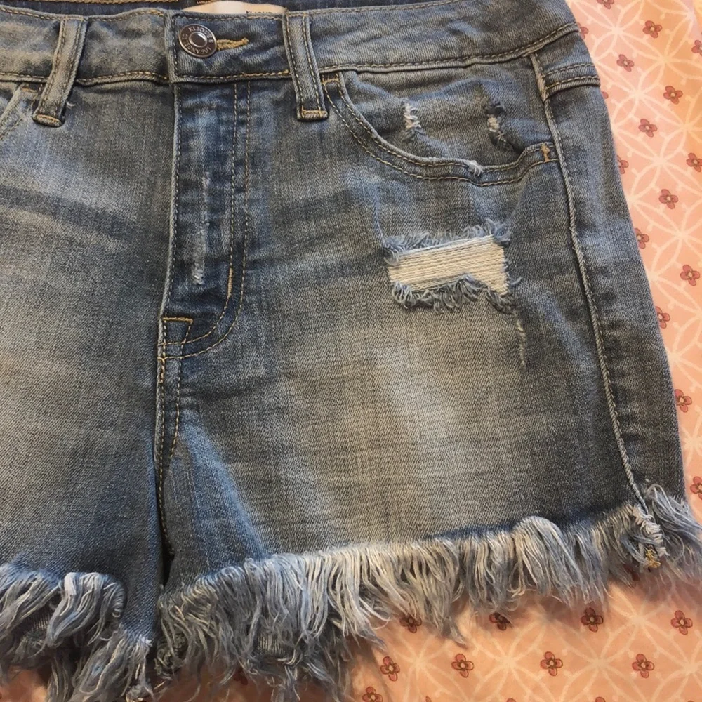KLIQUE  B 25 GUC blue jean  shorts